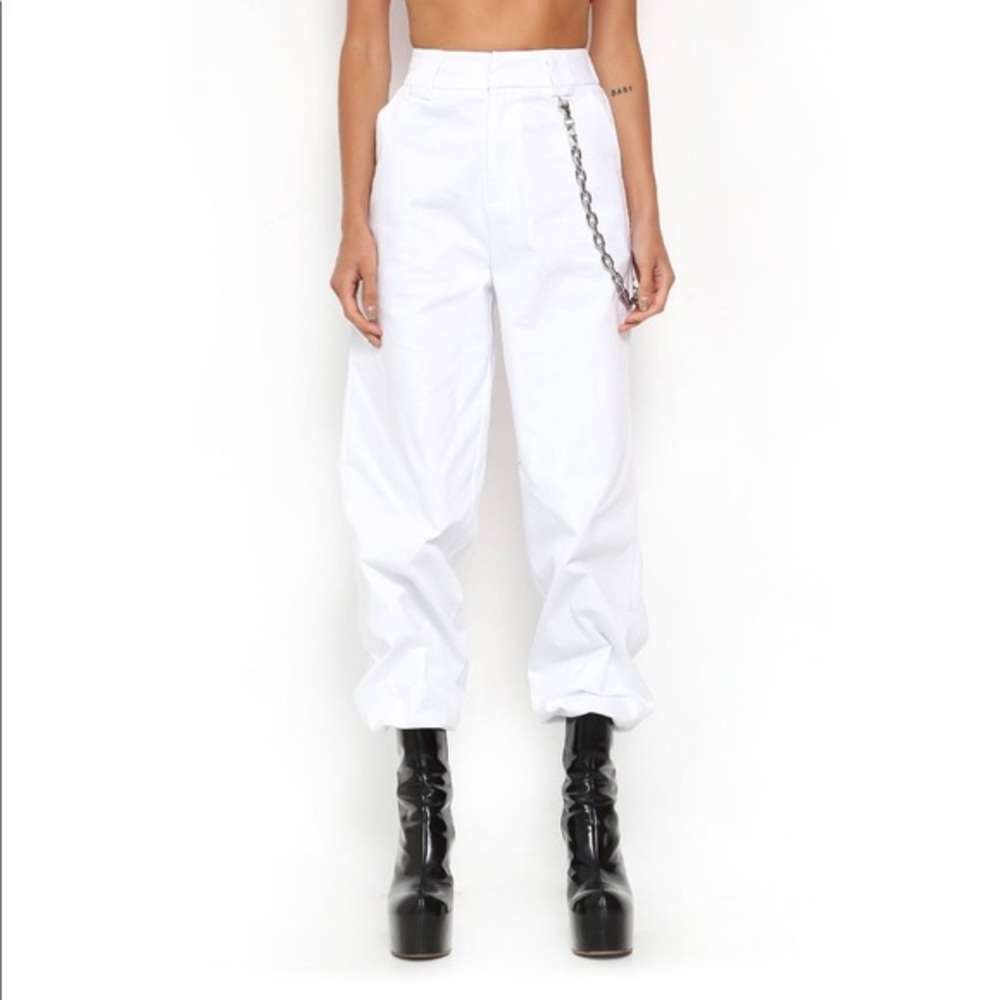 I AM GIA WHITE COBAIN